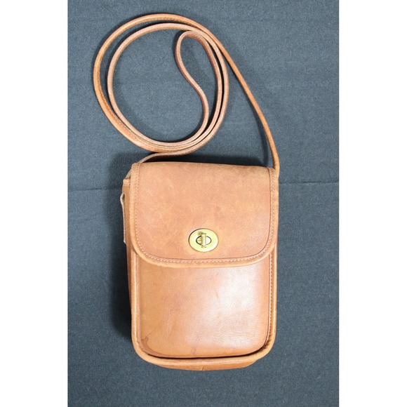 Coach Handbags - Vintage Coach Crossbody Bag Womens Small Brown Leather Suede Lined Turn Lock 80s